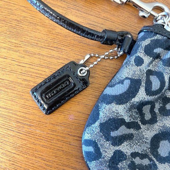 Coach Wristlet Pouch Black Patent Gray Silver Ocelot Leopard Animal Print - Picture 3 of 6